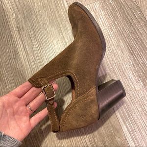 FRYE 5.5 genuine brown suede heel booties